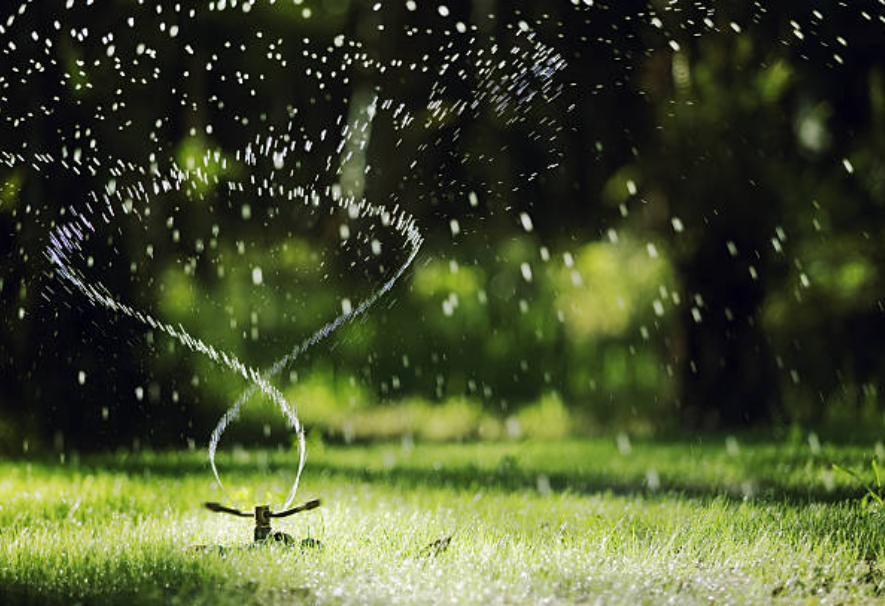 Arroseur automatique gazon synthetique